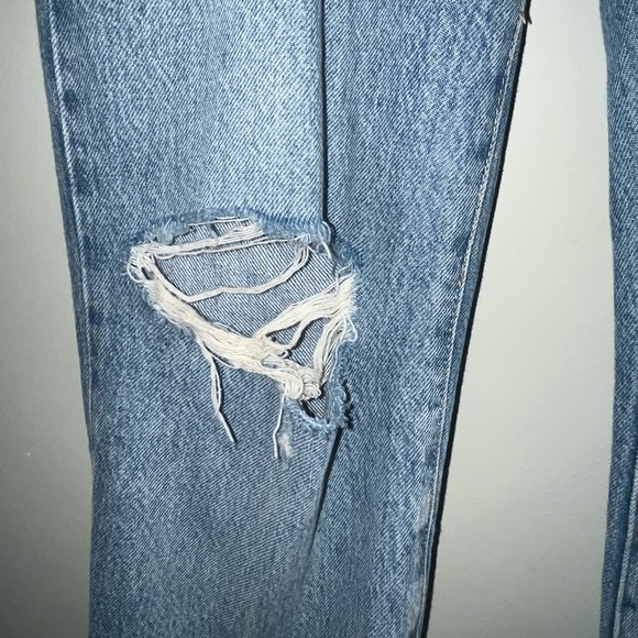 GARAGE| Cuffed distressed jeans - Picture 3 of 7